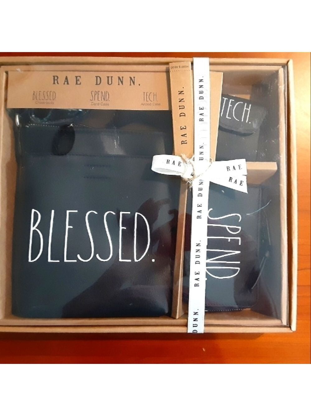 Rae Dunn Gift Set Cross Body Bag Airpod Case Wallet New In Box